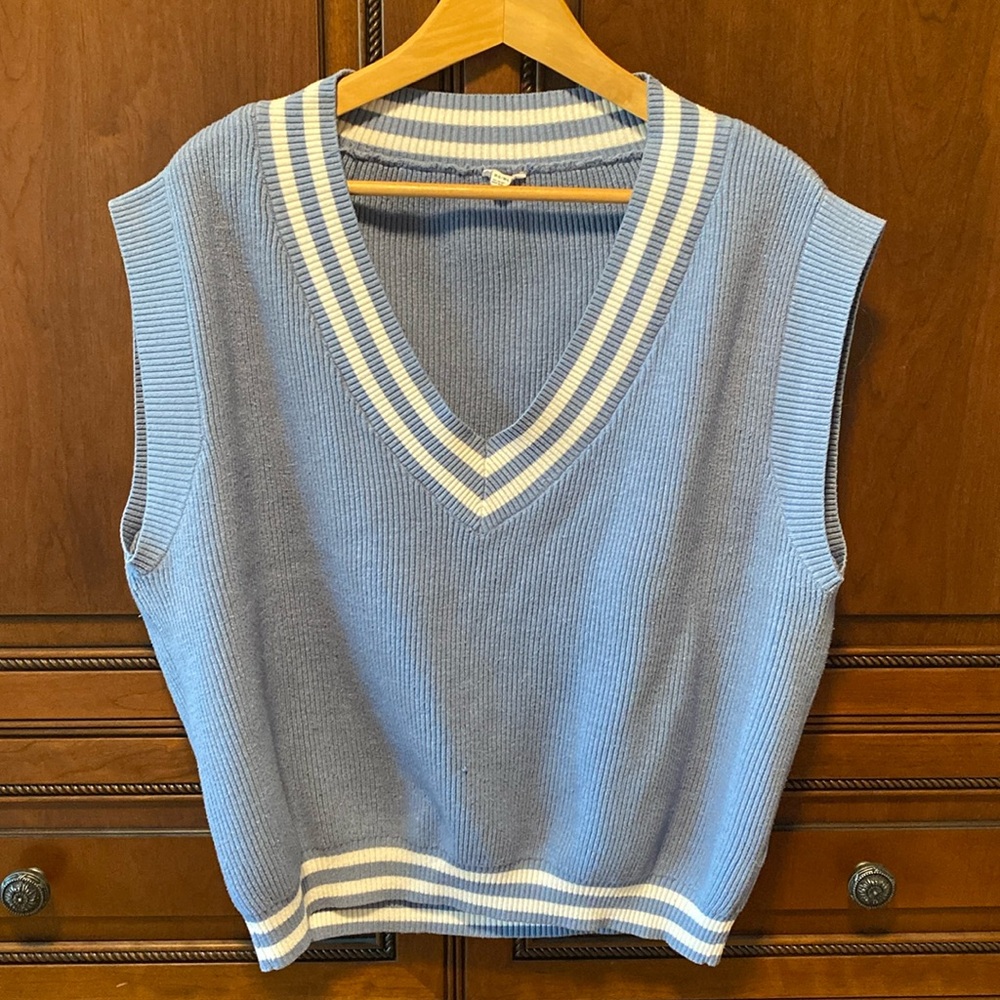 Light blue Sweater Vest Large
